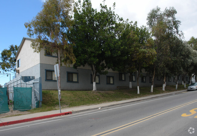 Building Photo - Aldrete Apartments