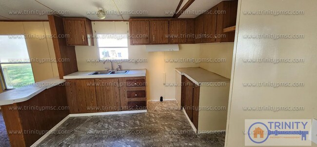 Building Photo - 229 Duke Dr