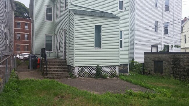 Fenced in yard - 212 South St