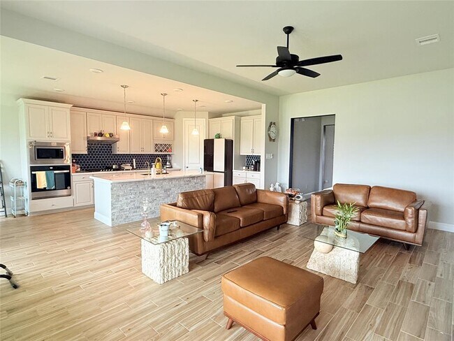 Building Photo - 5202 Mulberry Thicket Trl