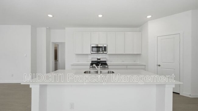 Building Photo - 9130 Colonel Trl