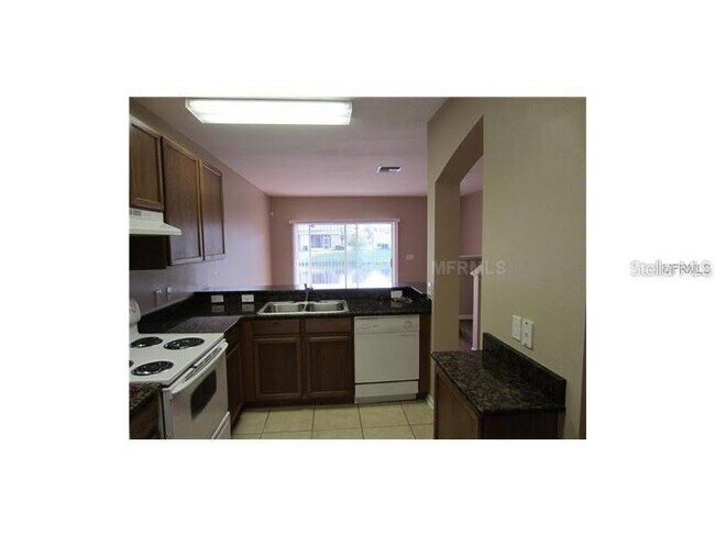 Building Photo - 16304 Swan View Cir