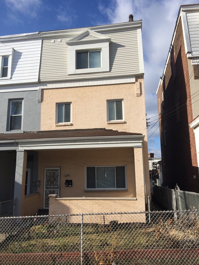 Primary Photo - 3405 Ward St