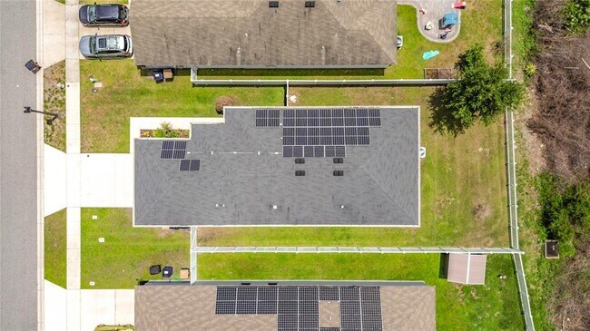 Foto del edificio - 3040 Lakes Crest Ave
