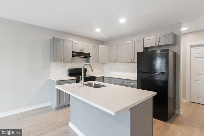 Foto del edificio - 330 Hermitage St