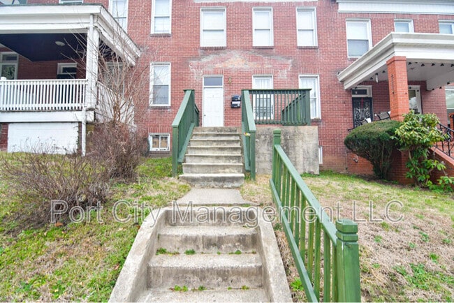 Building Photo - 5 S Wickham Rd