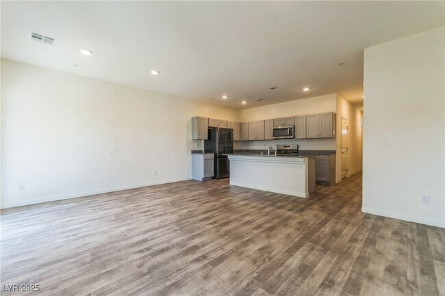 Foto del edificio - 4242 Lunar Cyn Ave
