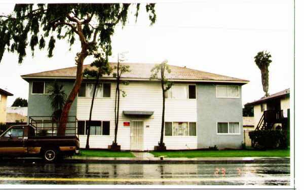 Primary Photo - 2348 W Valencia Dr