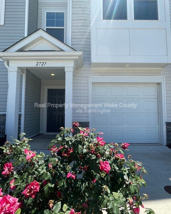Building Photo - 2727 Chert Ln