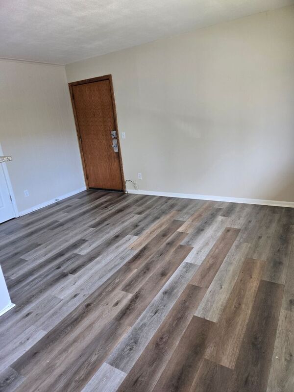 Foto del edificio - 6541 2nd St NE