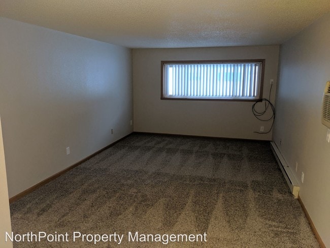 Building Photo - 2409 4th Ave N