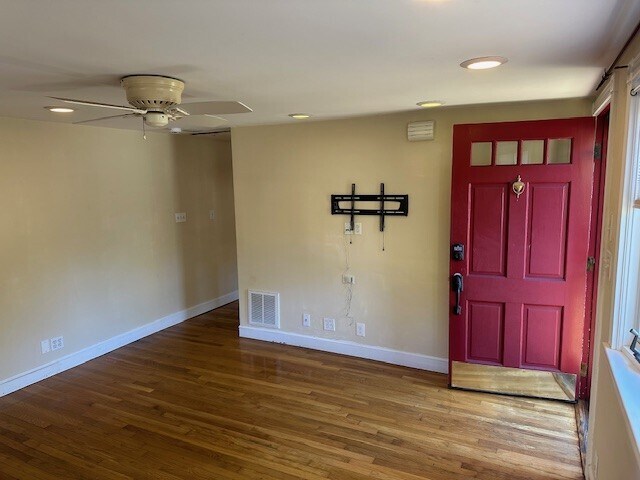 Foto del edificio - 25 Mountain Rd