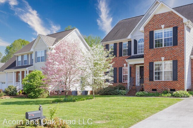 Building Photo - 3 br, 2.5 bath House - 4536 Stimpson Ridge...