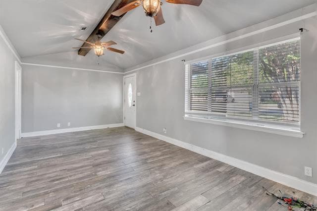 Foto del edificio - 3510 Reeves St