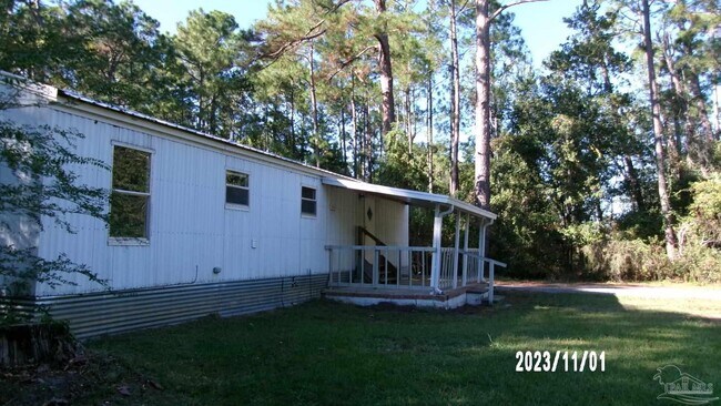 Foto del edificio - 8051 Dooley Dr