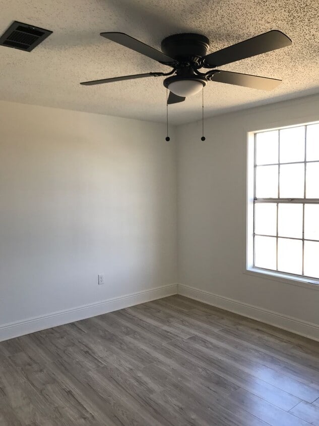 Building Photo - 8197 U. S. Hwy 71