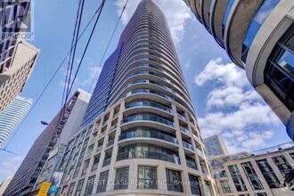 Building Photo - 25-2625 Carlton St.