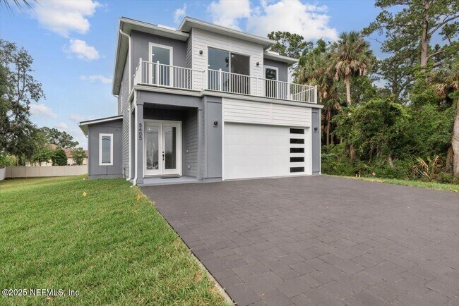 Foto del edificio - 5405 Heckscher Dr