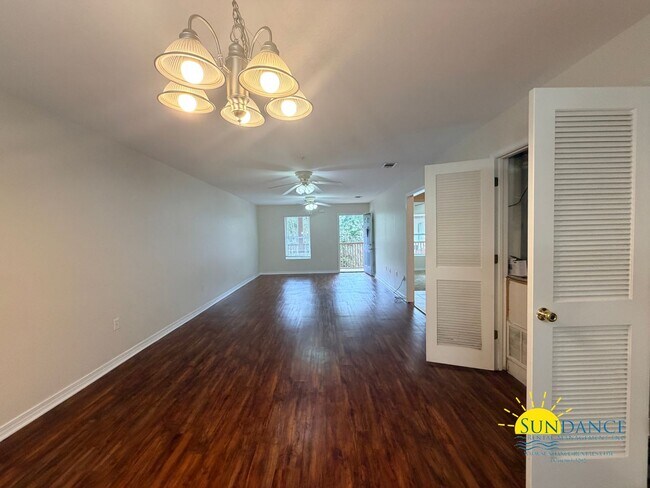 Foto del edificio - Updated 2 Bedroom in great Fort Walton Beach location!