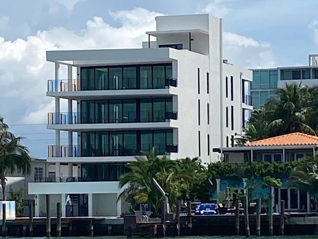 MODERN NEW CONSTRUCTION Be the first to live in this chic boutique 4-unit building directly on the b - 1930 Bay Dr Apartment