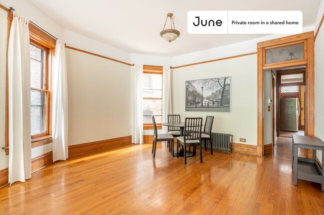 Foto del edificio - Room in Shared 3 bed/1 bath home