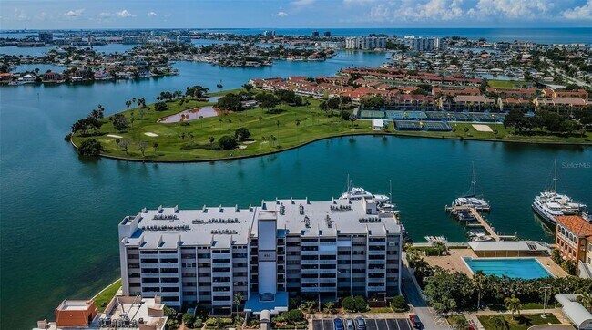 Foto del edificio - 450 Treasure Island Causeway