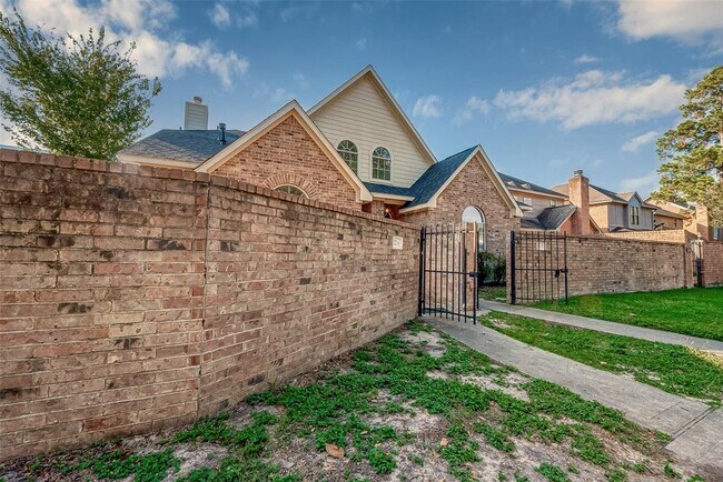Building Photo - 4727 N Cashel Cir