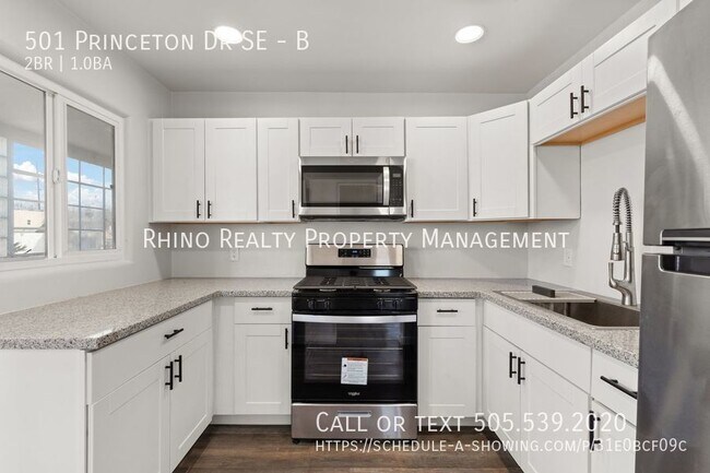 Building Photo - Newly Remodeled 2 Bedroom Near CNM!