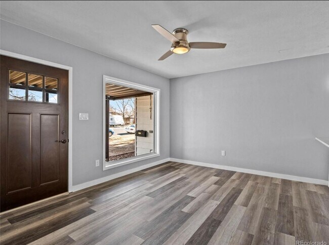 Building Photo - Updated 3BD, 2BA Englewood Home with Back Yard and Garage