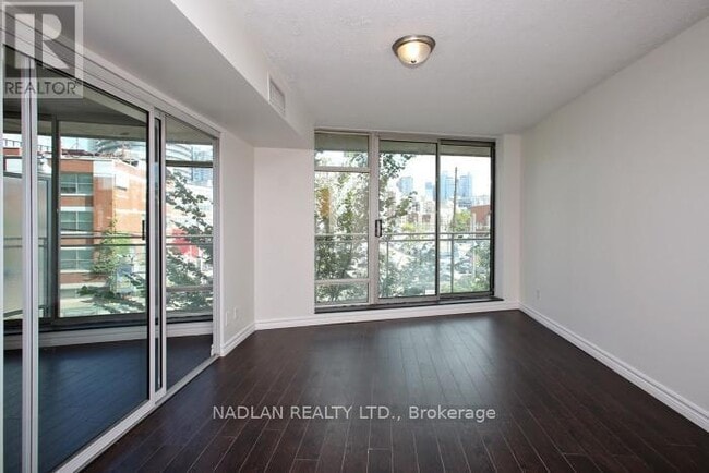 Building Photo - 650-650 Queens Quay W