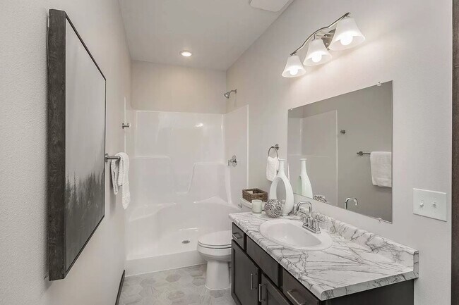 Foto del edificio - Beautiful new construction 3 bed/2.5 bath ...