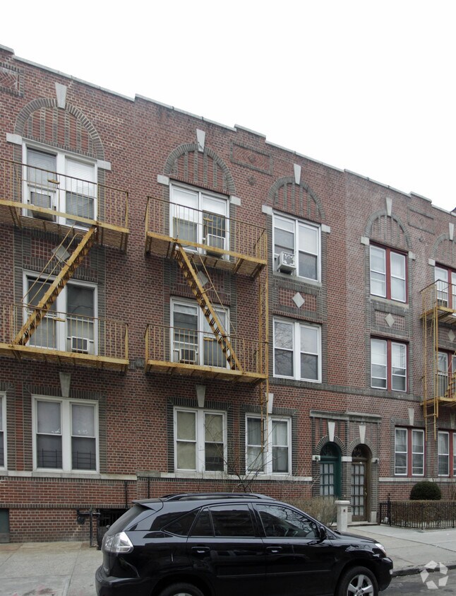 Building Photo - 3135 Perry