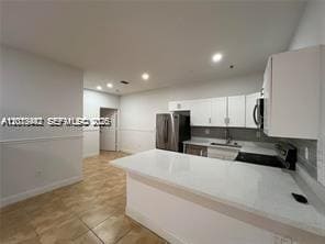 Building Photo - 2734 Bird Ave