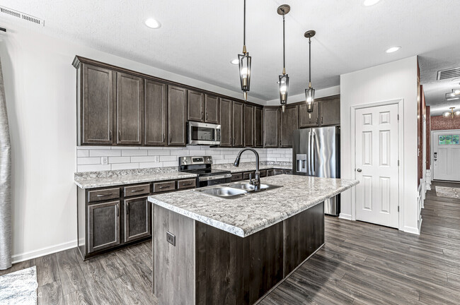 Building Photo - 9442 Orchard Cove Dr