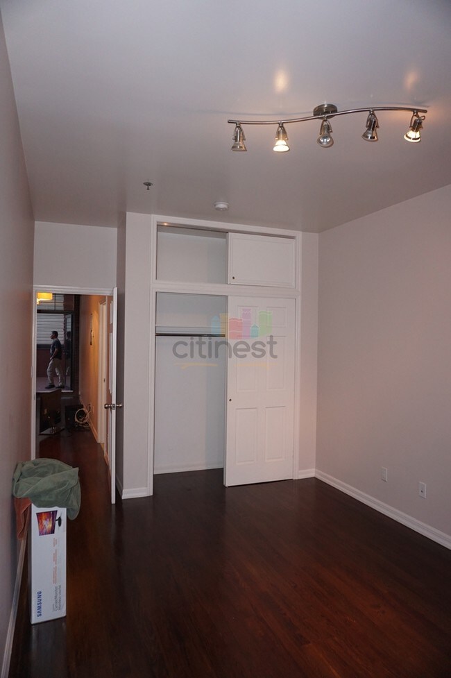 Building Photo - 54 16th St