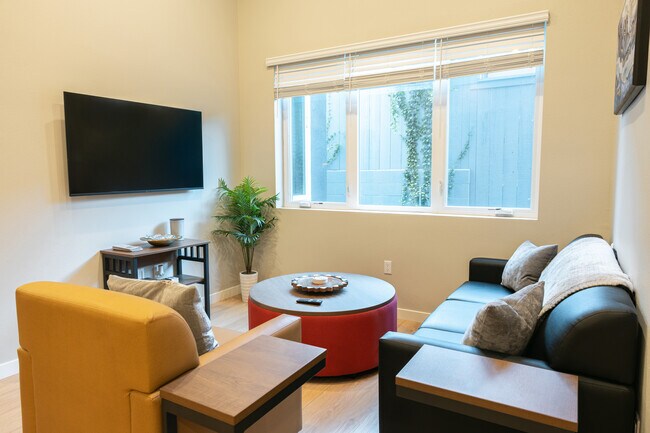 Foto del edificio - Stateside