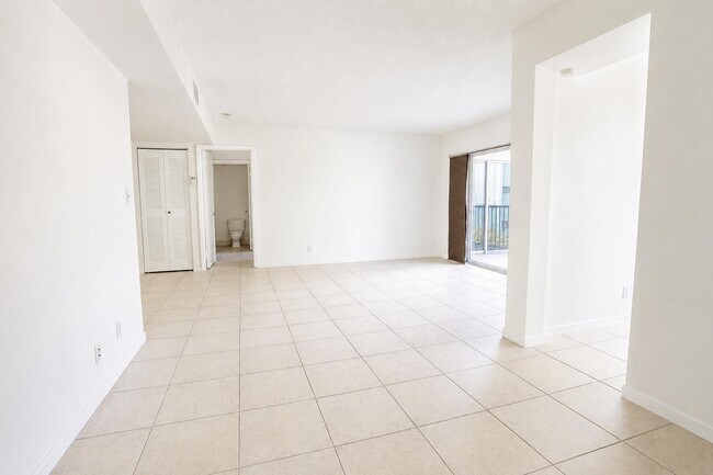 Foto del edificio - 5910 Morningstar Cir