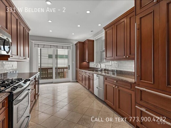 Foto del edificio - 331 W Belden Ave