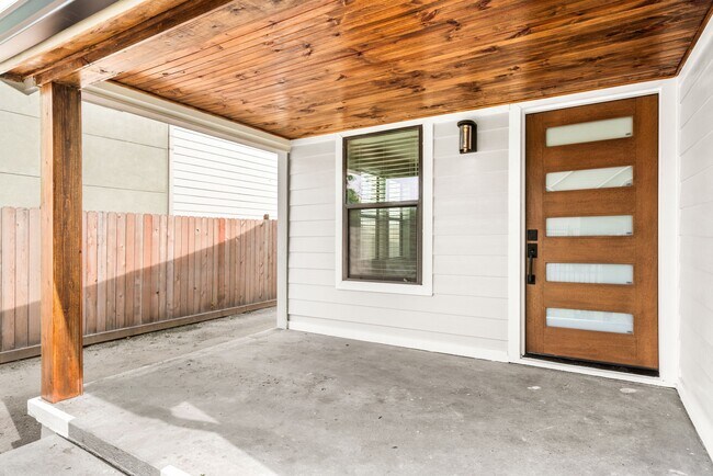 Foto del edificio - 803 E 29th St