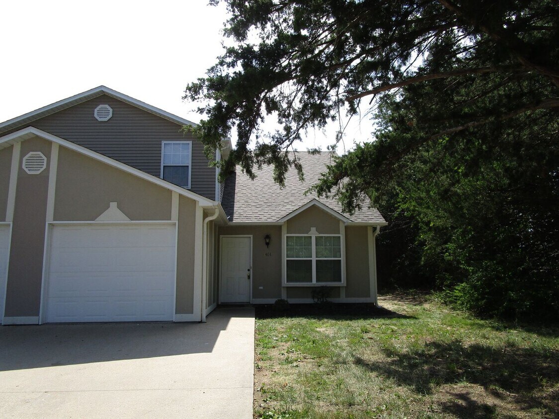 34013403 Ponderosa St. Apartment for Rent in Columbia, MO