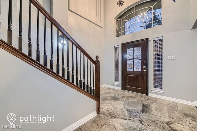 Foto del edificio - 220 Flatwood Drive UNIT