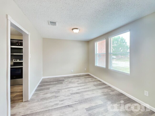 Foto del edificio - 3916 Golden Horn Ln
