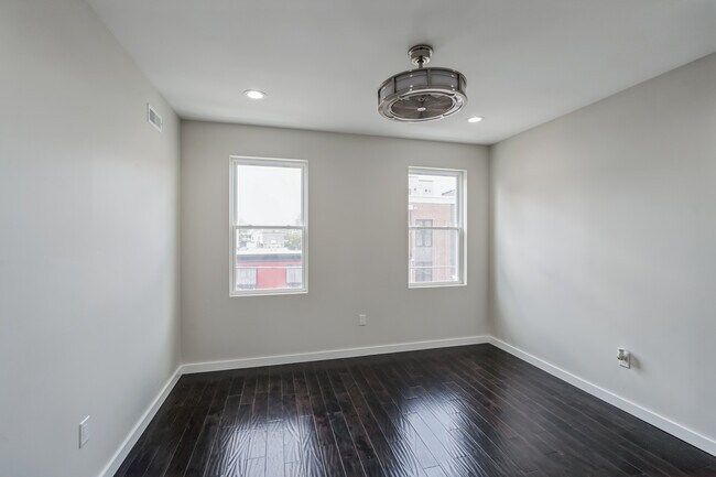 Building Photo - 1637 N 26th St