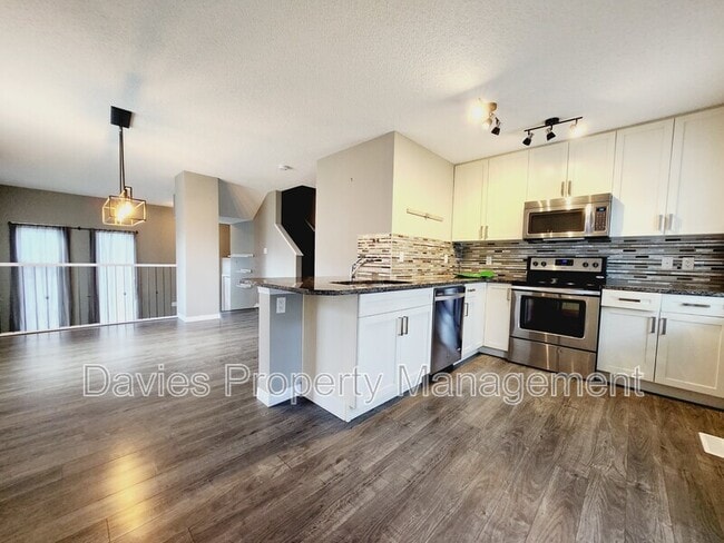 Building Photo - 1140 Chappelle Blvd SW