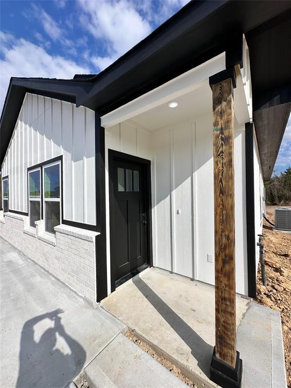 Building Photo - 6416 Rd 5503