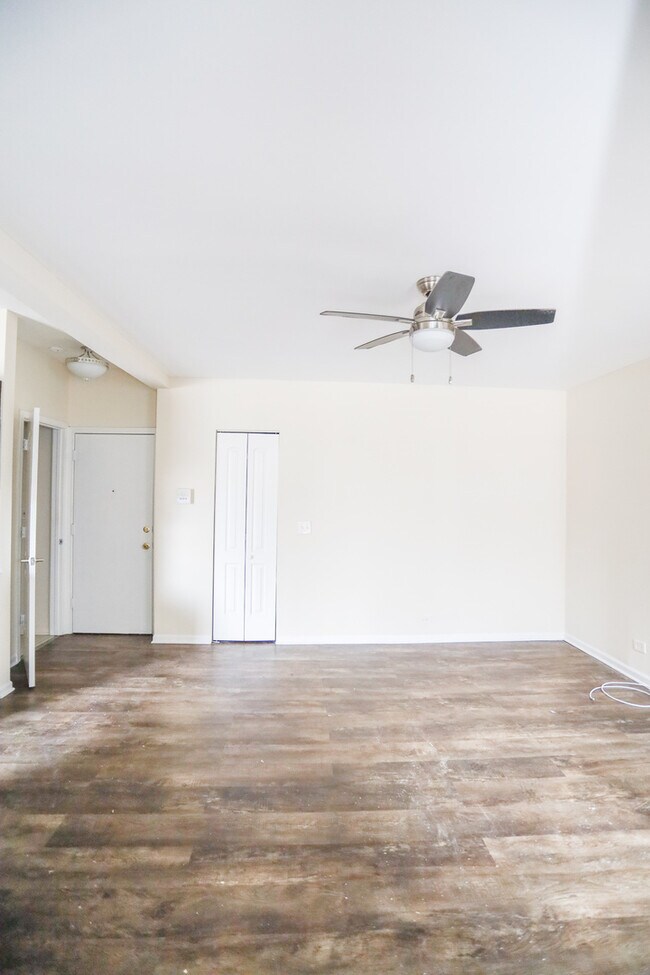 Foto del edificio - 4400 N Magnolia Ave