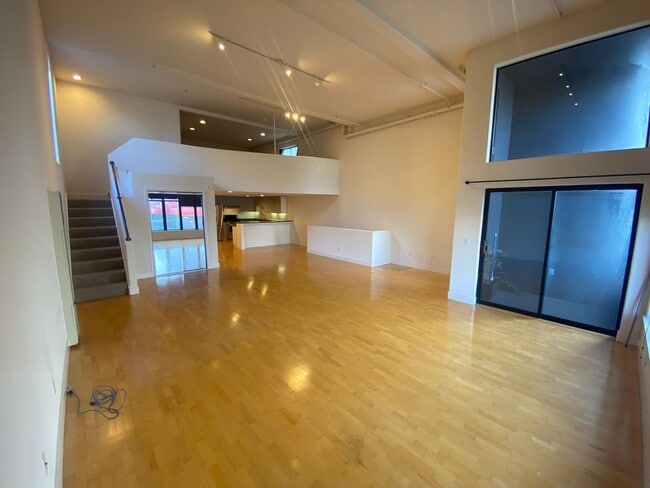 Photo - EPIC REA, INC - Vibrant Mission District L... Apartment