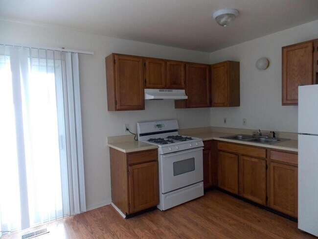 Foto del edificio - 808 Plymouth Avenue Northeast