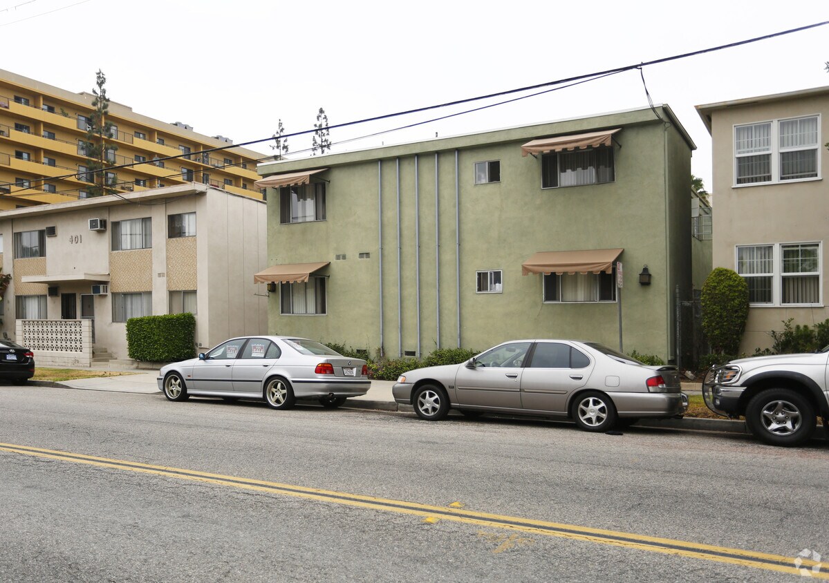 Edificio - 405 E Harvard St