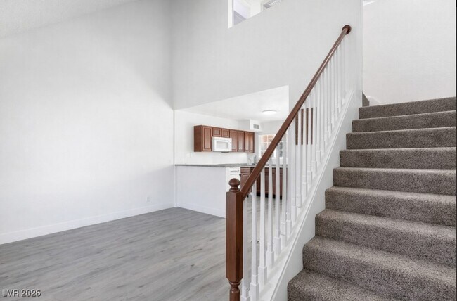 Foto del edificio - 5128 Garden Ln